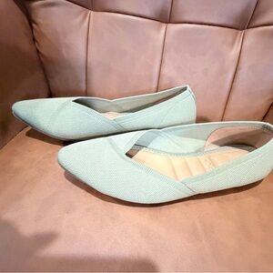 Kelly & Katie Women's Flats in Light Green
